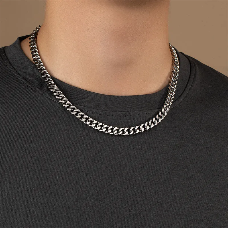 Alloy Chain Necklace with Timeless Appeal