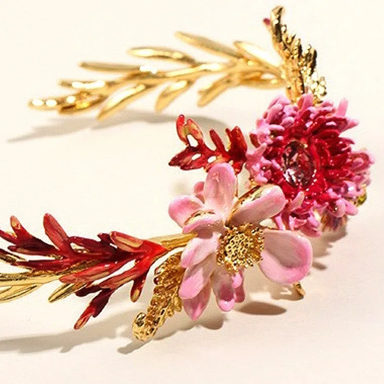 Aster Flower Lotus Fern Leaf Bouquet Bracelet-i7bags