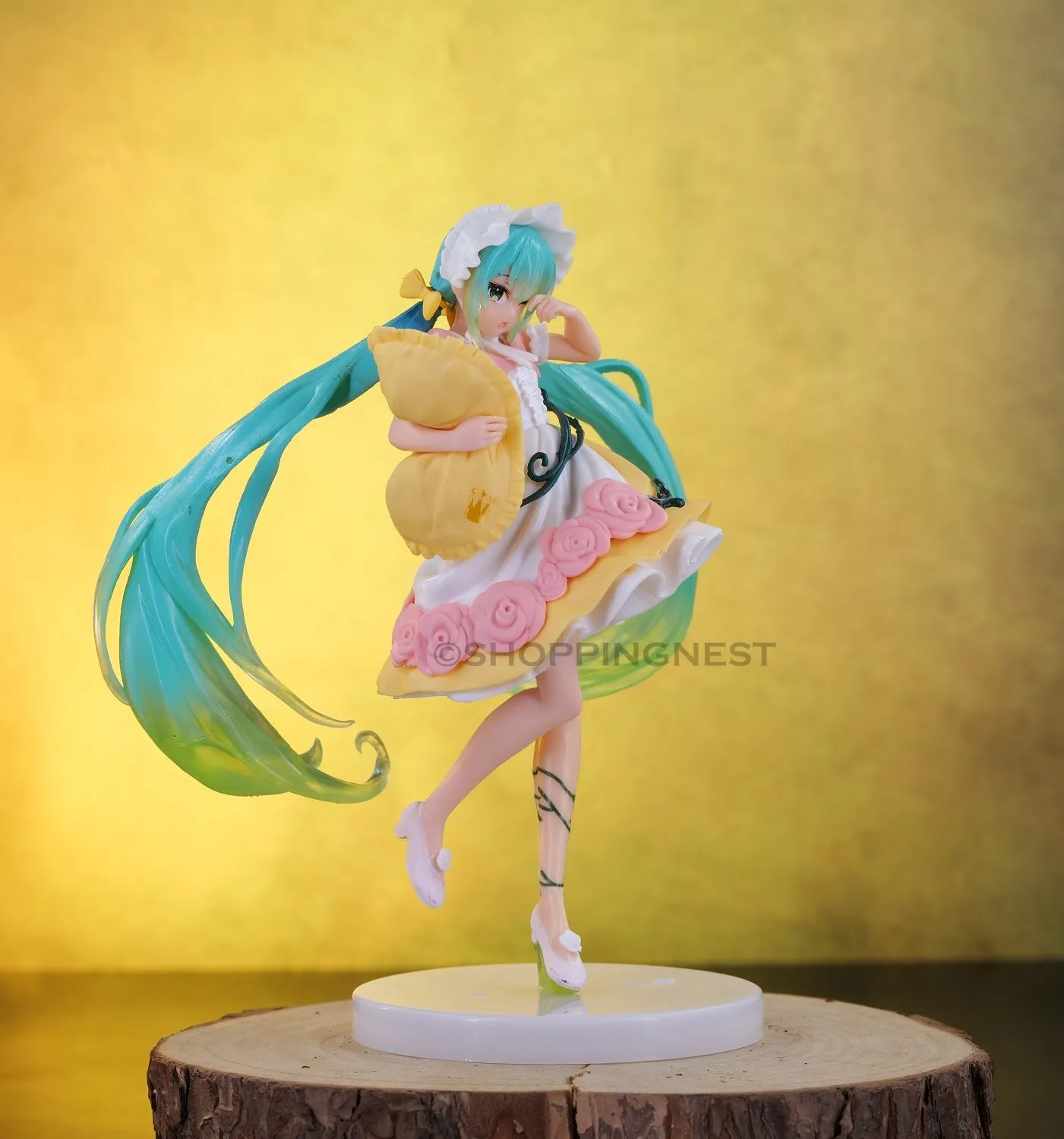 Hatsune Miku (Sleeping Beauty Ver.) Wonderland Figure | 20 CM |