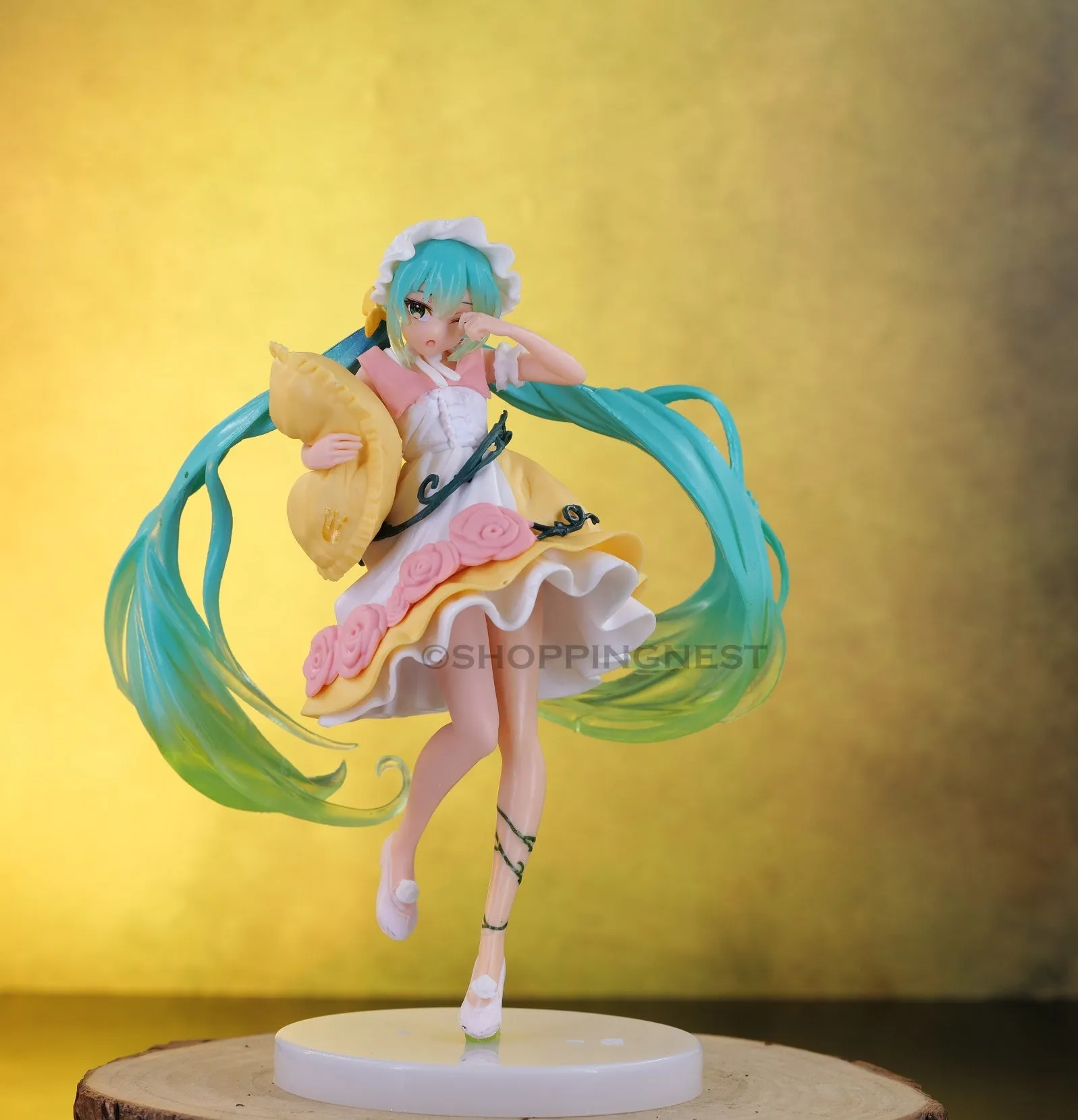 Hatsune Miku (Sleeping Beauty Ver.) Wonderland Figure | 20 CM |