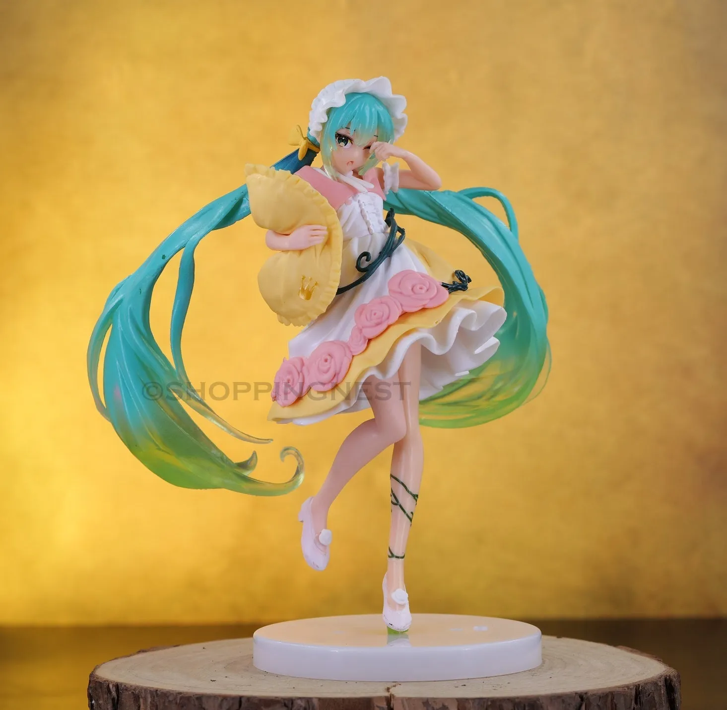 Hatsune Miku (Sleeping Beauty Ver.) Wonderland Figure | 20 CM |