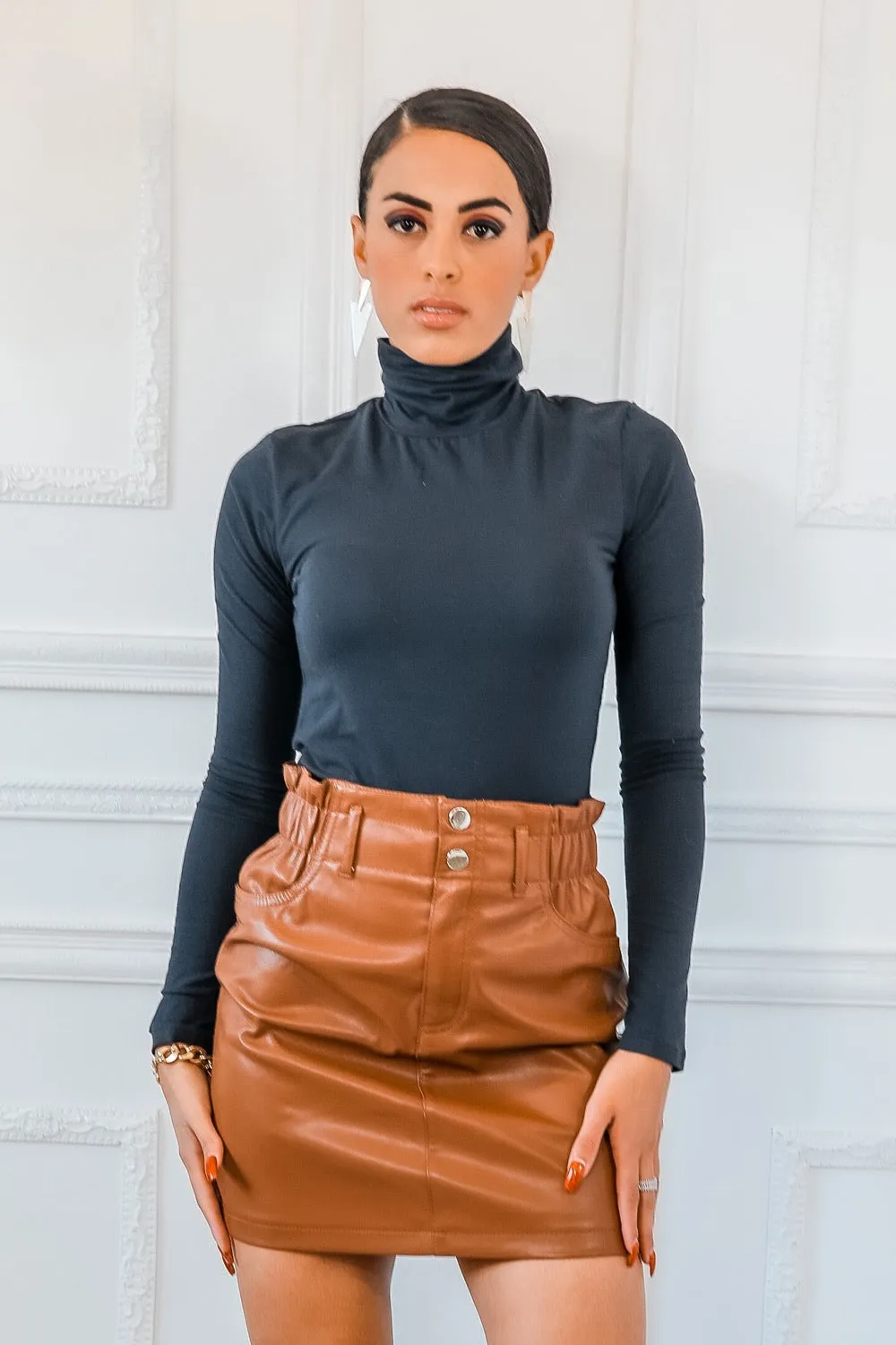 Simplicity Classic Turtleneck Top