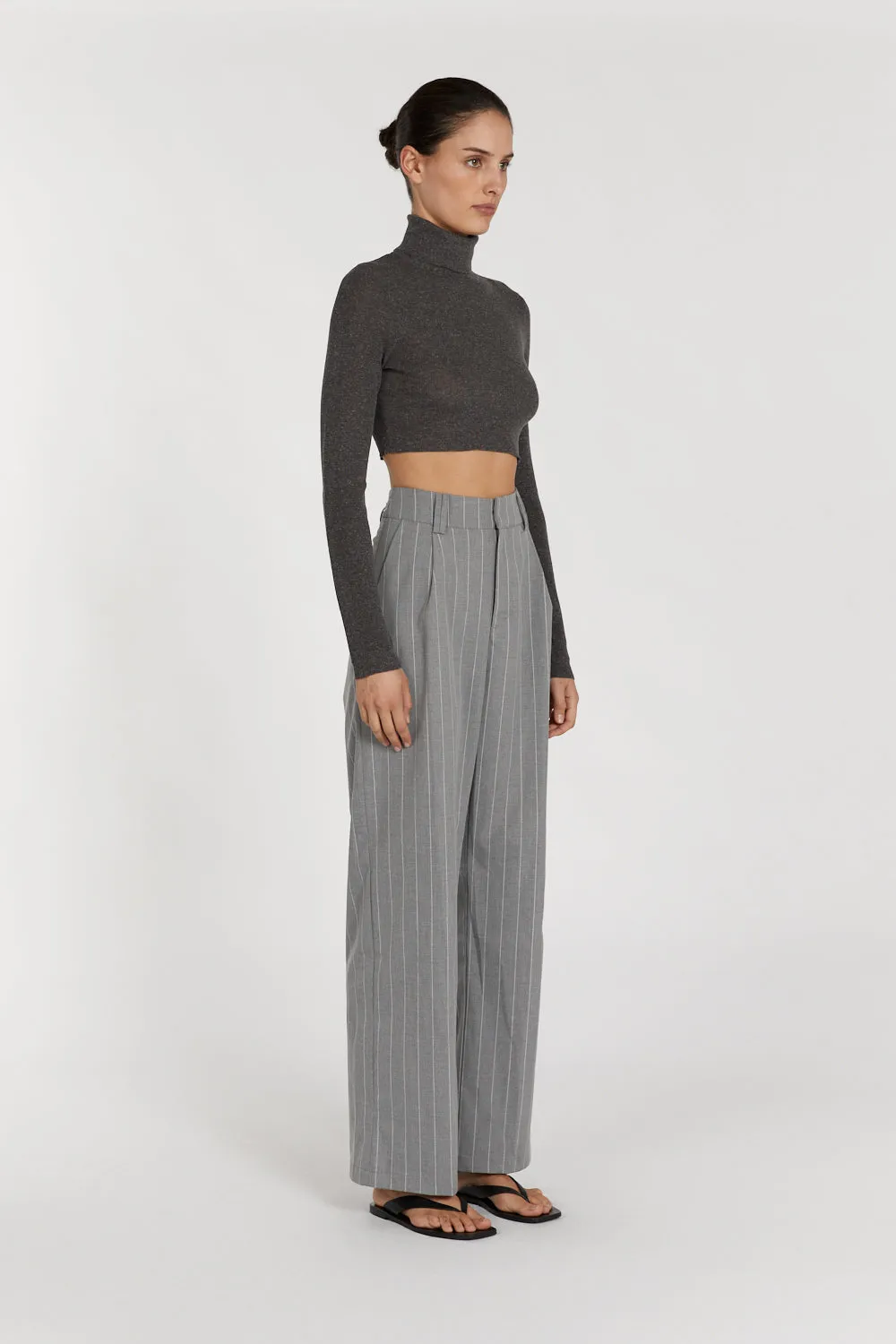 TANNER CHARCOAL KNIT CROP TOP